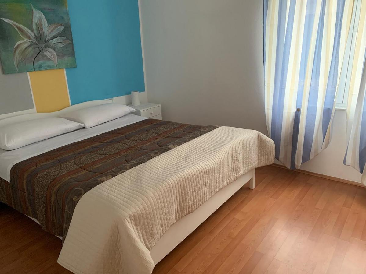 Apartman Kartec Krk Town Extérieur photo