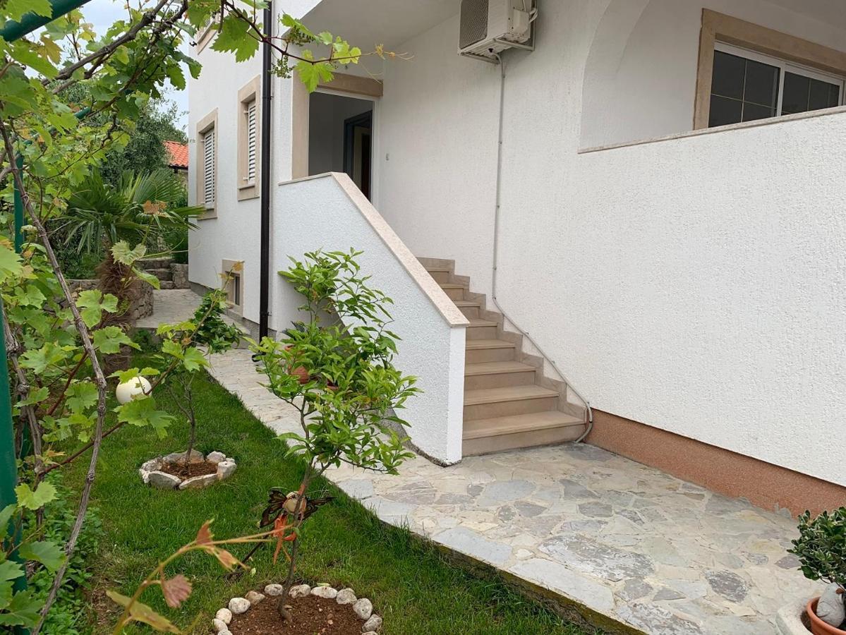 Apartman Kartec Krk Town Extérieur photo