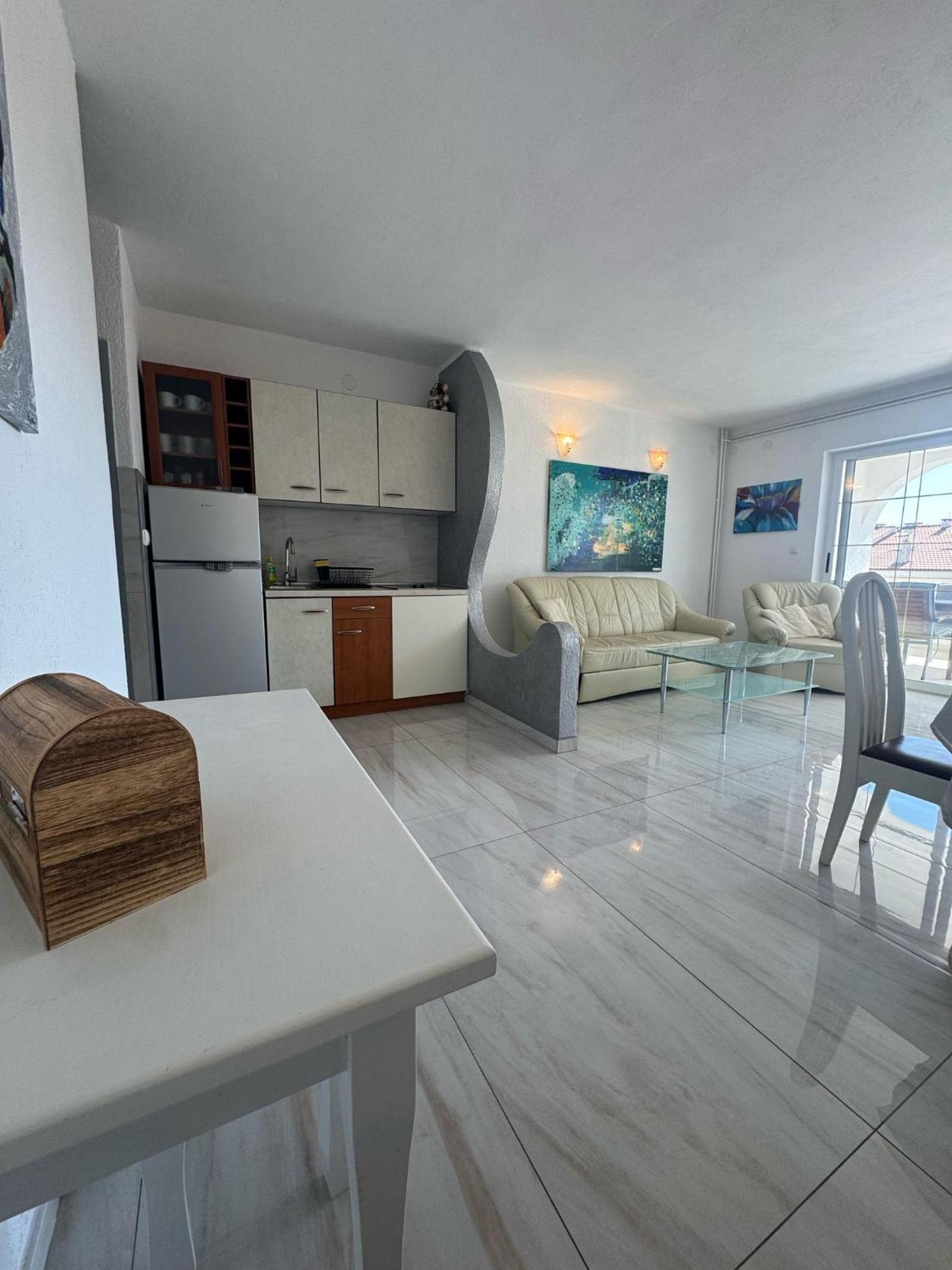 Apartman Kartec Krk Town Extérieur photo